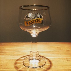 Glas Bier Kasteel met glazen kasteel zwart & wit