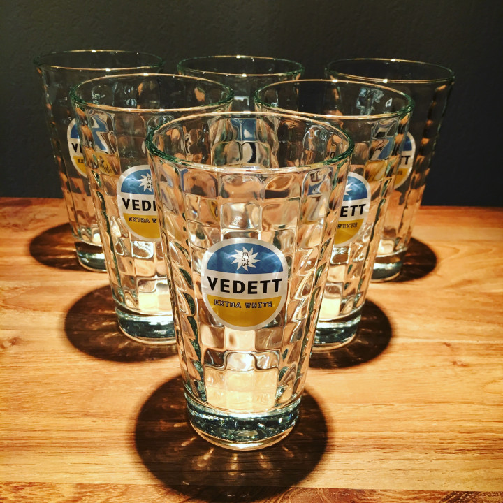 Verre bière Vedett à facettes