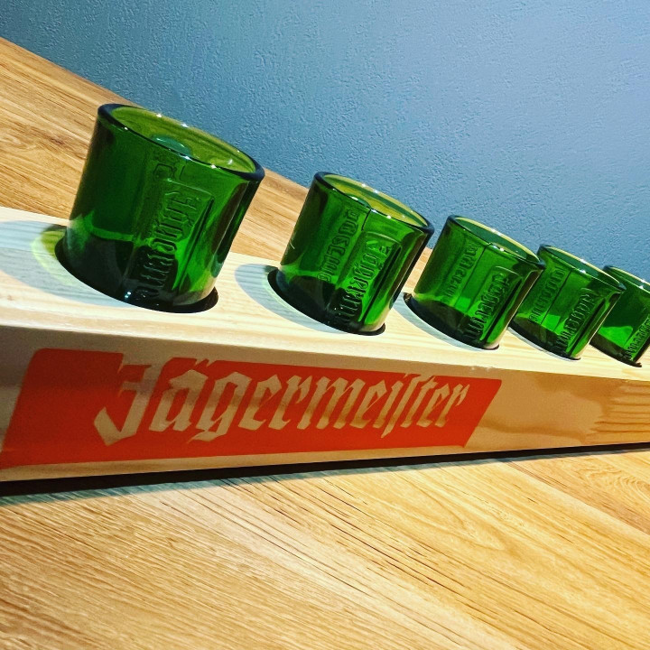 Set meter Jägermeister + 10 shooters