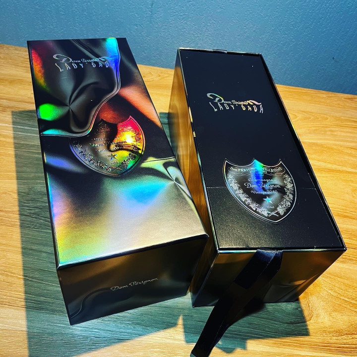 Bouteille factice Dom Pérignon Vintage 2010 Millésime Lady Gaga Brut Black édition 0,75L