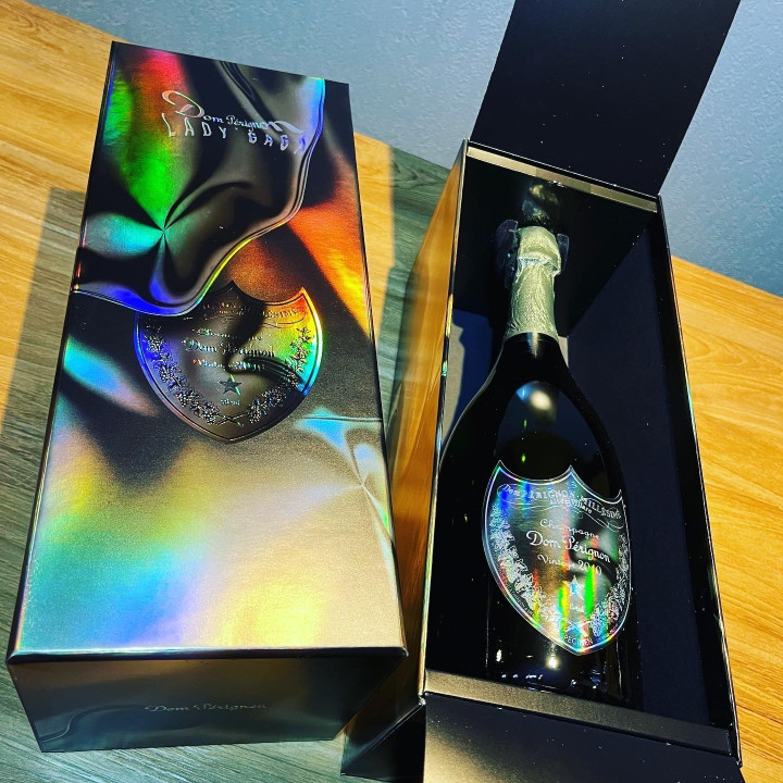Bouteille factice Dom Pérignon Vintage 2010 Millésime Lady Gaga Brut Black édition 0,75L