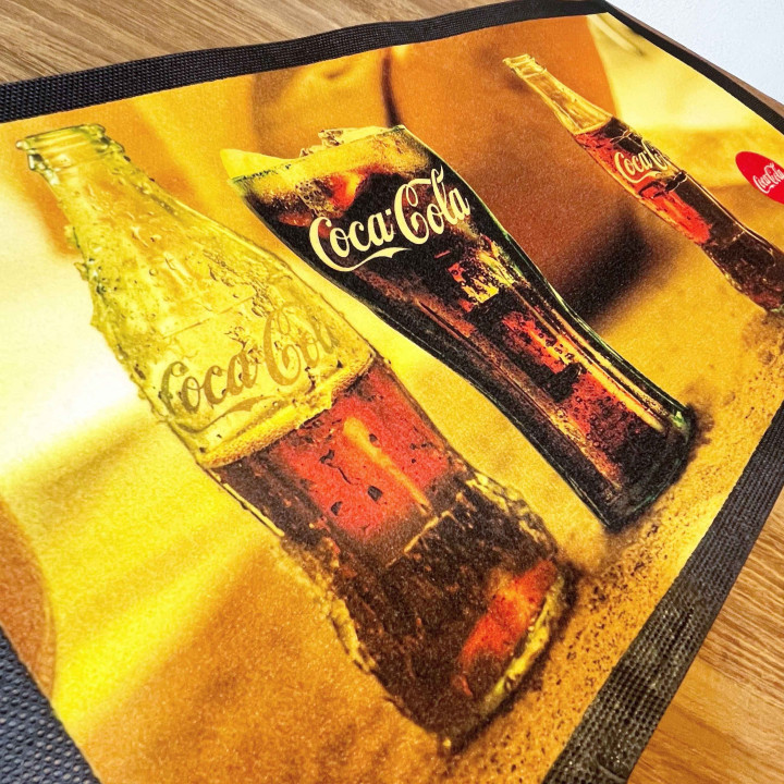 Bar runner Coca-Cola