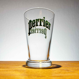 Glas Perrier 39cl