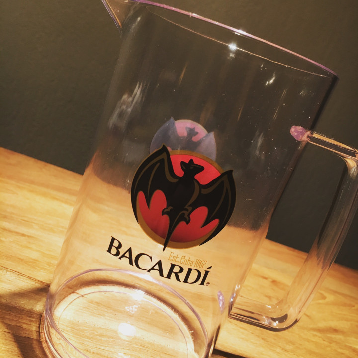 Pitcher Bacardi model 1