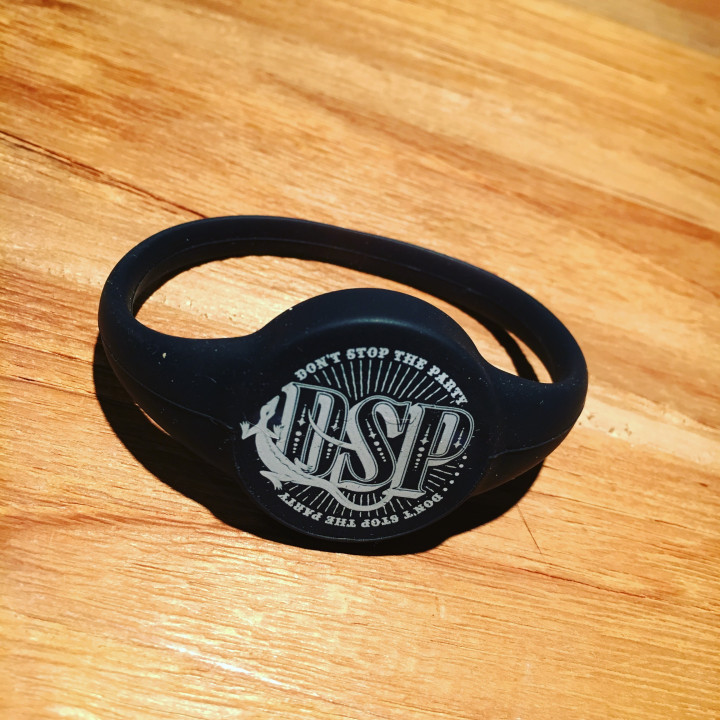 Light-emitting bracelet Desperados